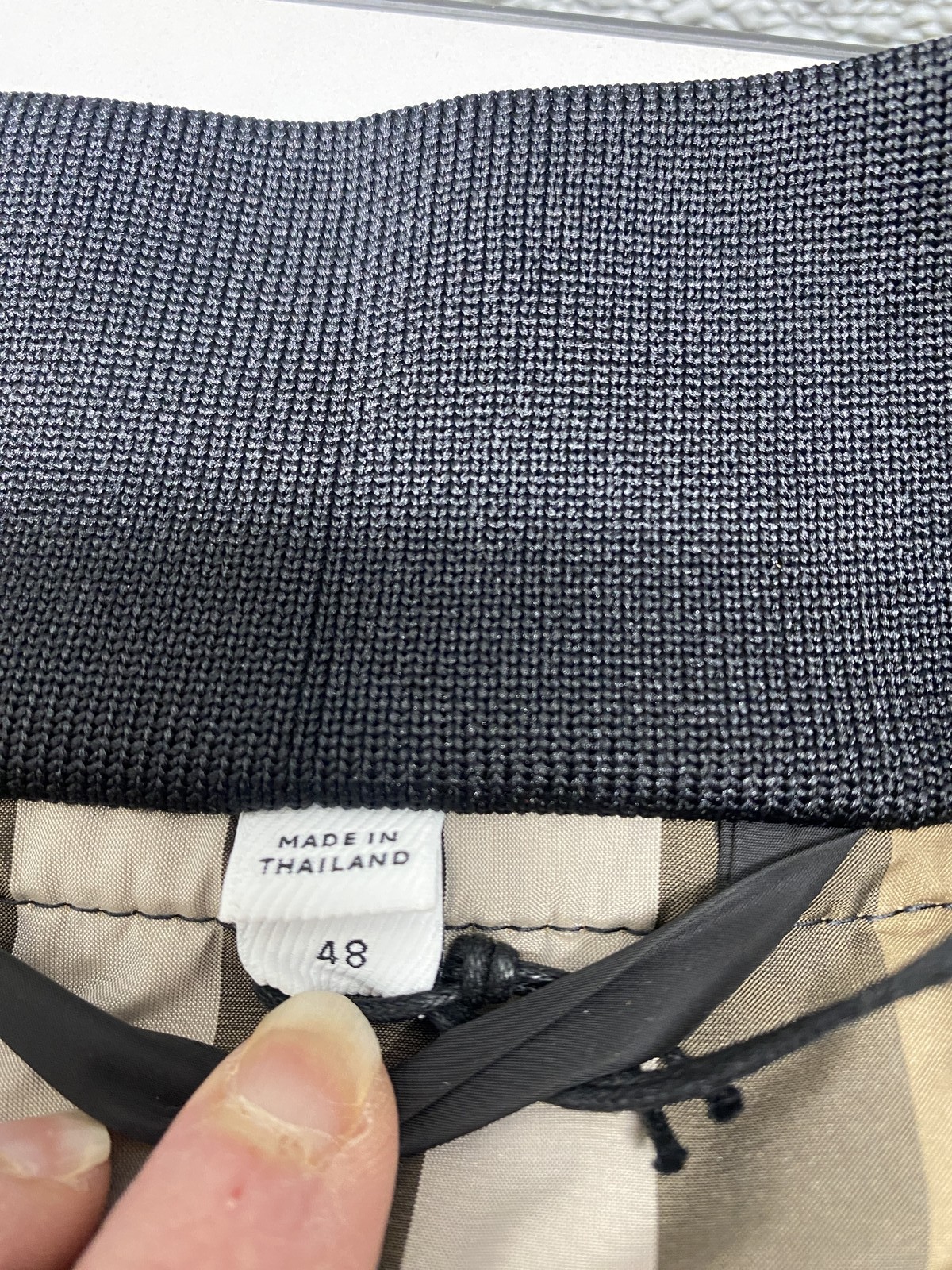 Burberry Mens or Womens Reburberry Slick Bomber Jacket Size US 38 Black thumbnail 16