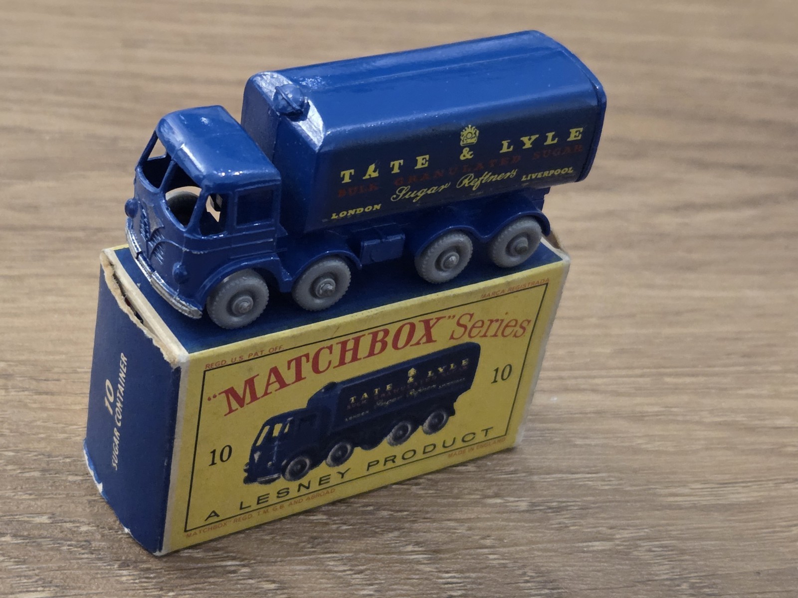 ミニカー MATCHBOX No.10 SUGAR CONTAINER Matchbox 10c, Foden 8 Wheel Truck - Free Price Guide & Review