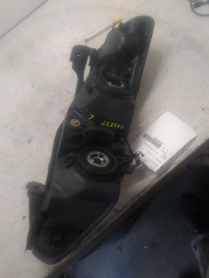 Used Left Headlight Assembly fits: 2010 Honda Civic Sdn Left Grade C - Image 3 of 4