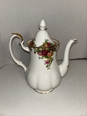 Old Country Roses Royal Albert Bone China VTG Coffee Pot w/ Lid (c) 1962