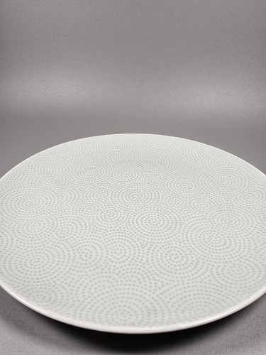 Set of 3 Crate & Barrel Nikko Celadon Edokomon Dot Pinwheel Dinner Plates 11" - Picture 2 of 10