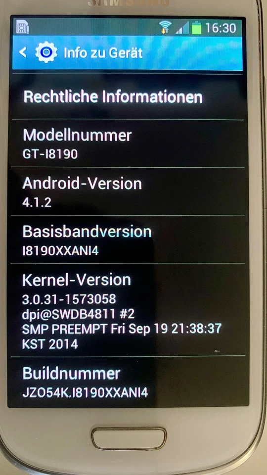 Samsung  Galaxy S III mini GT-I8190 - 8GB - White (Ohne Simlock) Kulthandy TOP, Foto 2 von 5