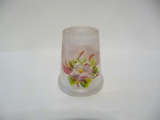 THIMBLE VINTAGE HANDPAINTED FROSTED CRYSTAL PINK & WHITE FLOWER AFFIXED++++++++