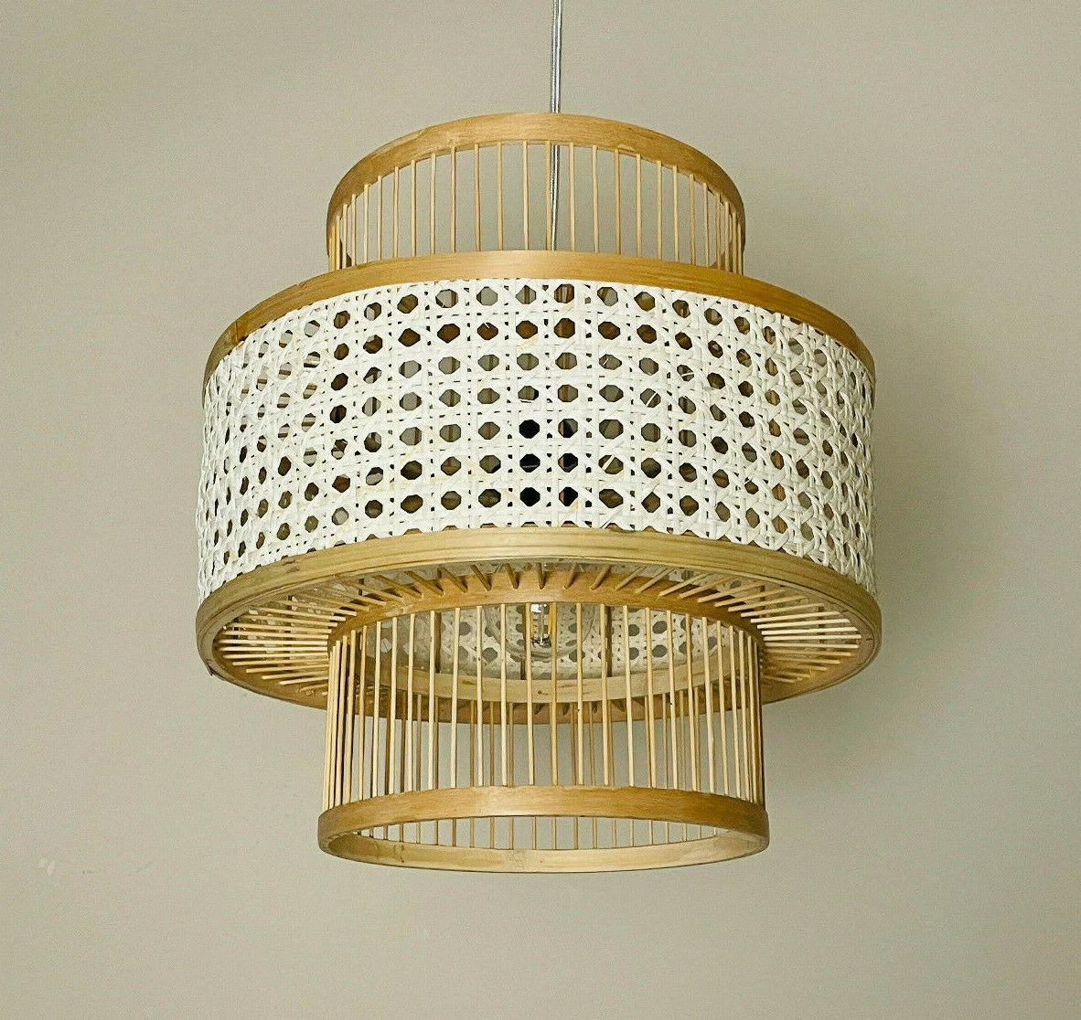 Light and airy chandelier outlet