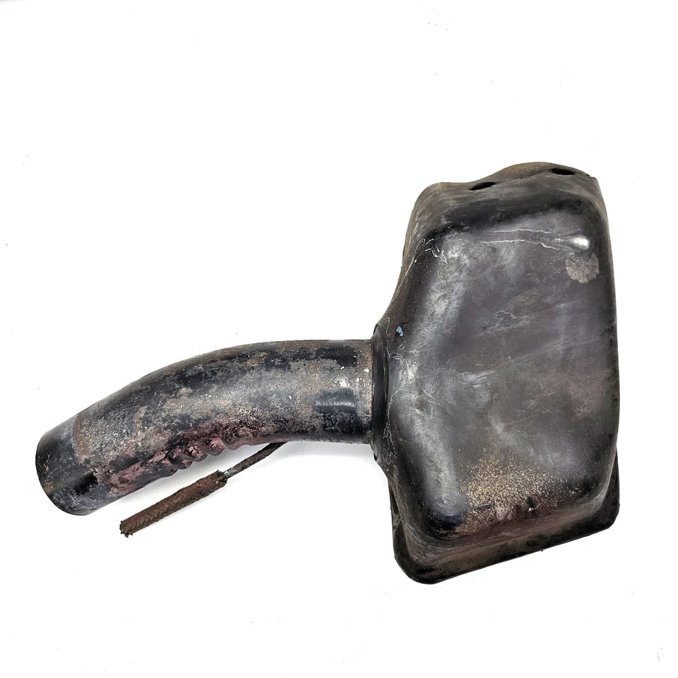 OEM BMW Nueva Clase NK 1500 1800 2000 Filler Neck Fuel Boot Cap Foto 2 de 4