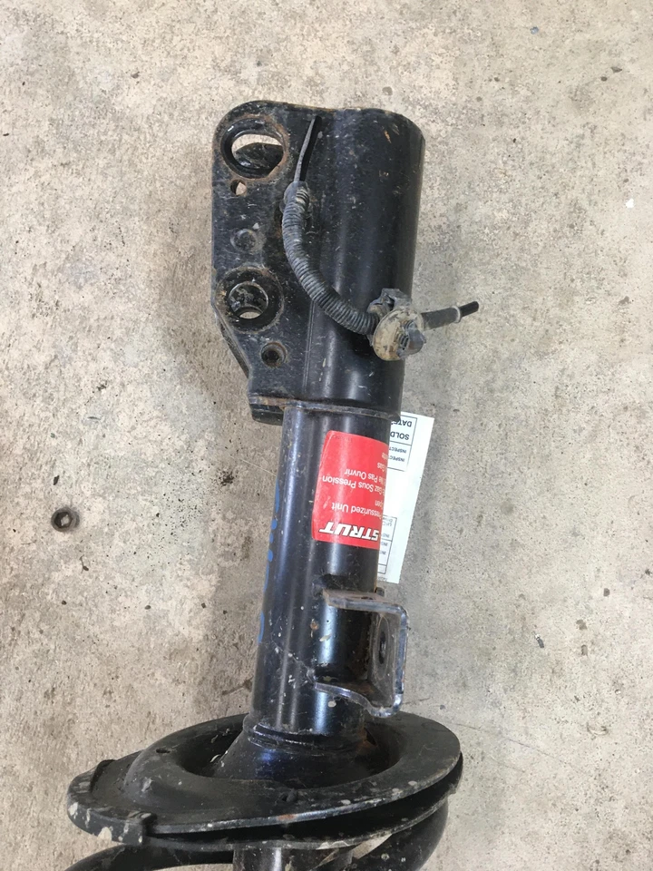 08 09 10 11 12 13 14 15 16 17 BUICK ENCLAVE Strut Assembly Rhfront Foto 2 de 2