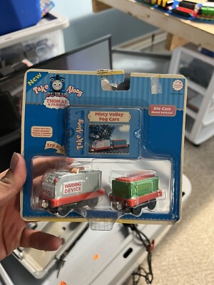Take Along Thomas Misty Valley Fog Cars NIB