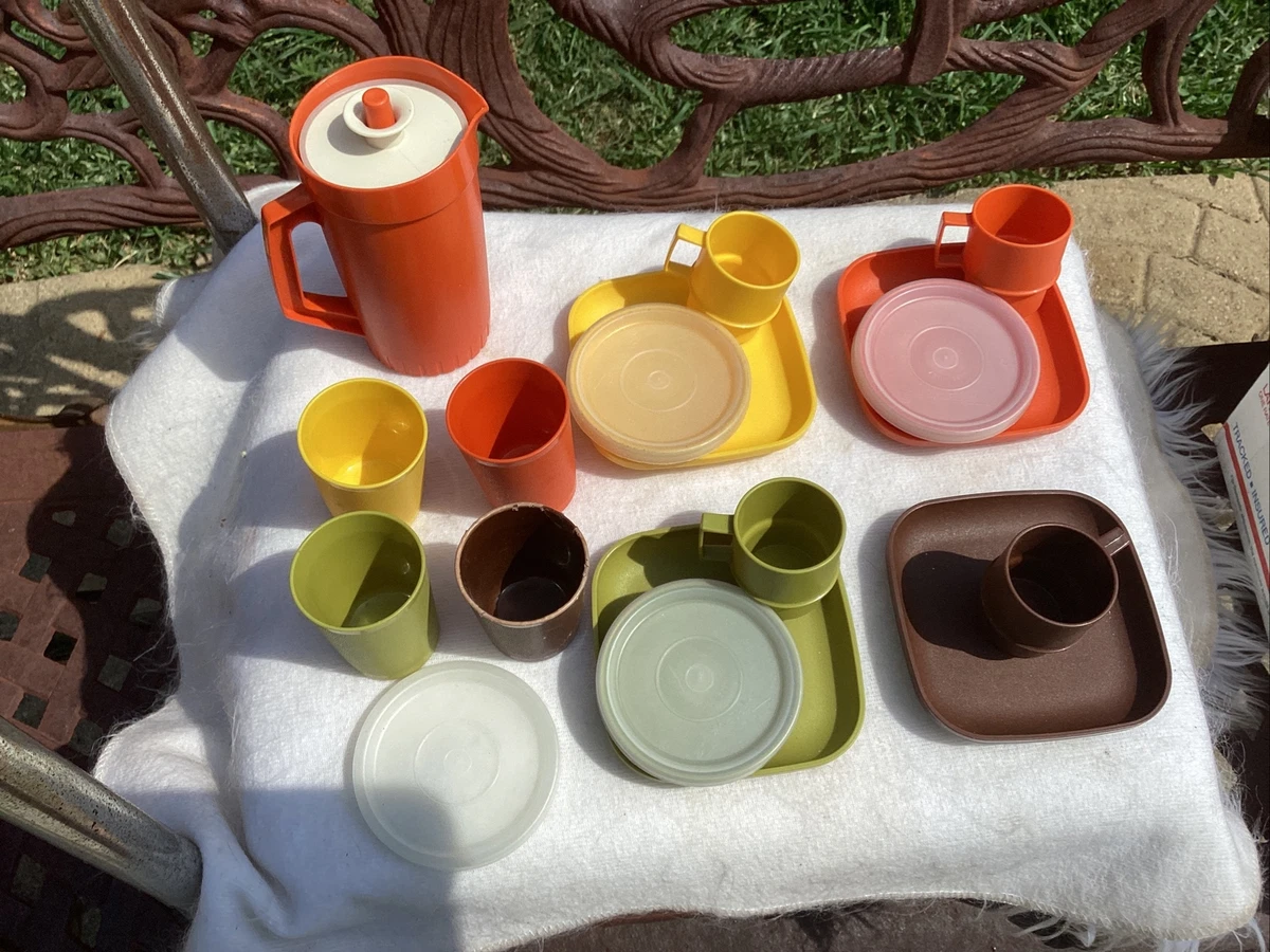 Vintage 1970s TUPPERWARE Children's Kids Play Toy Dish Set Cups Picnic Lot  of 21