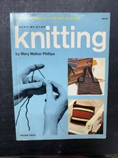 Vintage 1967 Step-By-Step Knitting Book Mary Walker Phillips Golden Press Crafts