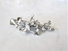 Small silver tone metal flower leaf alligator hair claw clip clamp fine hair