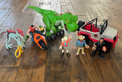 Imaginext Jurassic World T. Rex Escape and Dennis Nedry '93 Classic lot