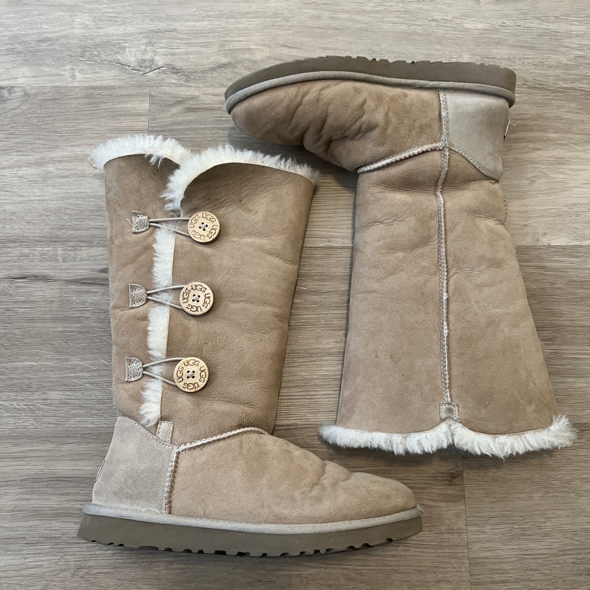 UGG Bailey Button Triplet Boots Chestnut Suede Fur Beige Women's - Main Image