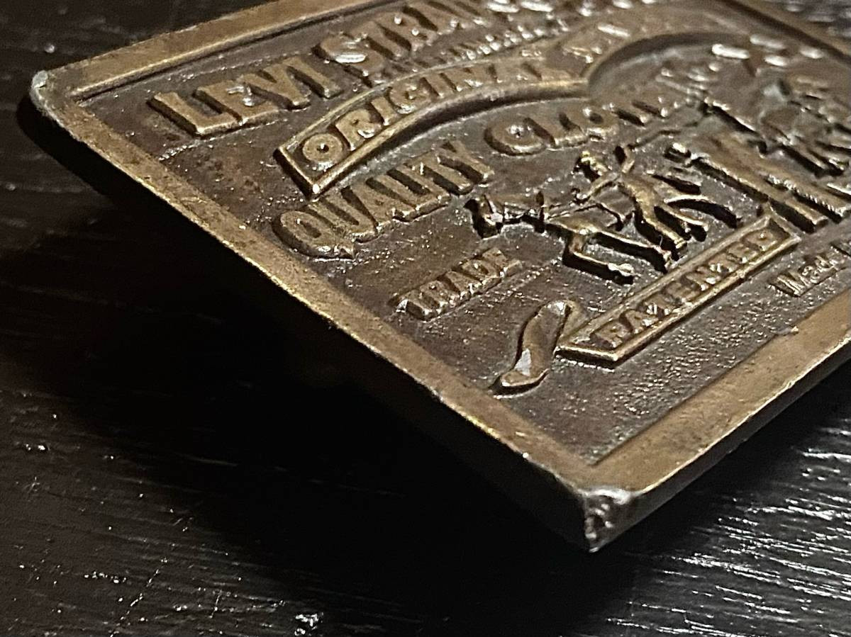 Levi's Belt Buckle LEVI STRAUSS & Co70s 1976 Vintage JAPAN