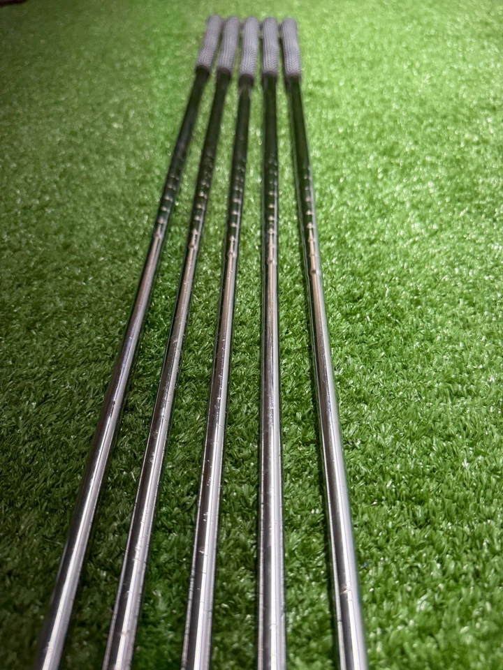 Juego de hierros Callaway Edge 6-PW / Acero rígido / Empuñaduras nuevas / En muy buena condición / sa6638 Foto 4 de 4