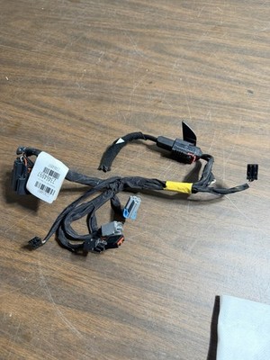 2017-2020 TAHOE SUBURBAN YUKON CENTER CONSOLE WIRE WIRING HARNESS OEM T2