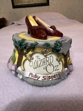 Wizard of Oz Ruby Slippers-Over The Rainbow-San Francisco Music Box Company 2001