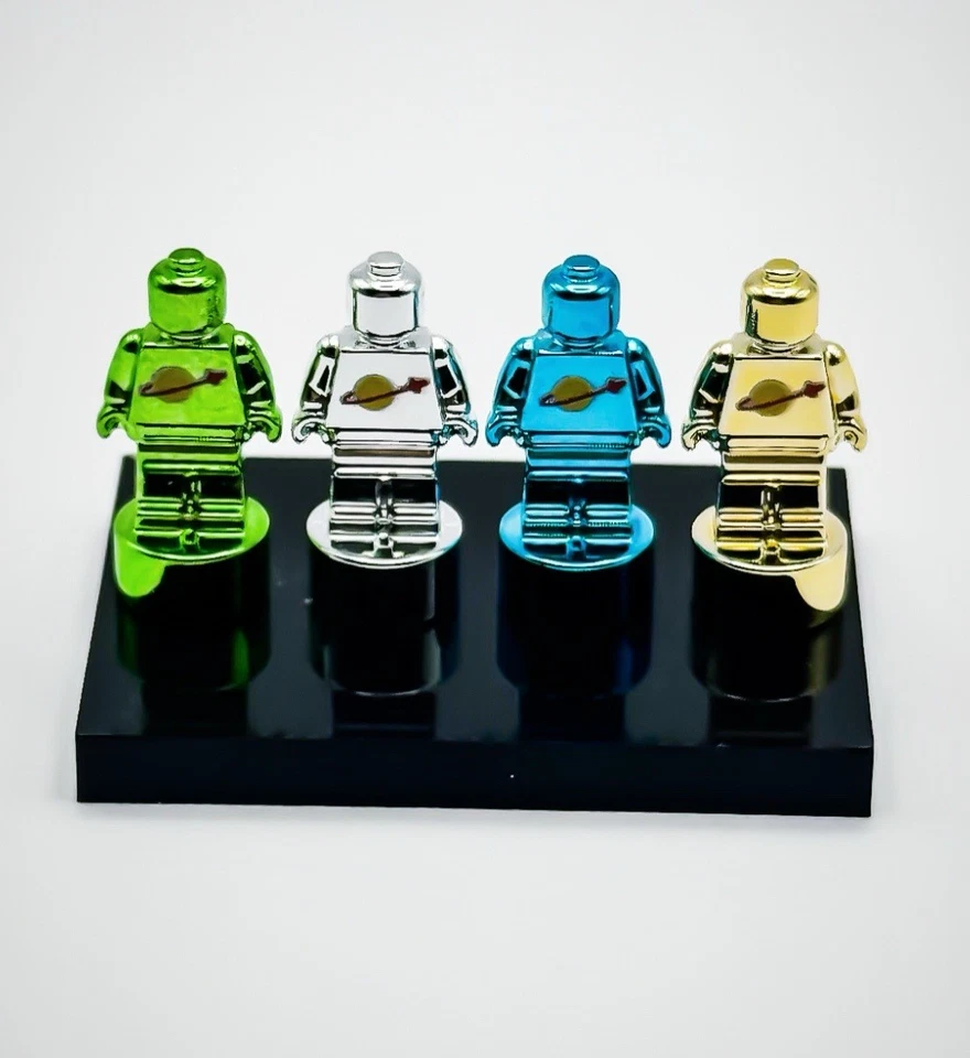 Lego Chrome Plated Minifigure Micro Trophy Statuette Classic Space 90398 New!! - Image 2 of 4