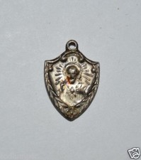 WOW Nice Vintage Aged Catholic Small Necklace Charm Mary Jesus God Rare