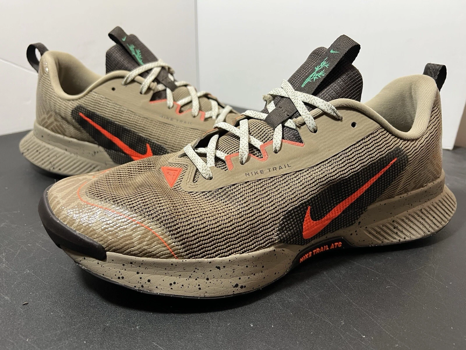 Nike JUNIPER TRAIL 3 Men's Size 13 KHAKI HYPER CRIMSON ComfiRide FQ0904-200