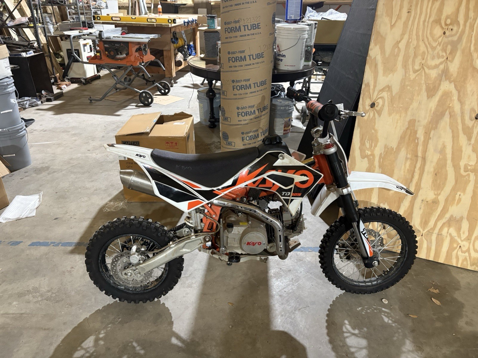 Kayo TD 125cc Off-Road Dirt Bike for Adults & Teens