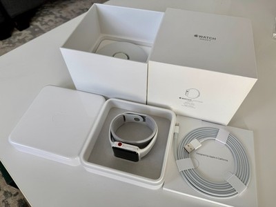 Rare Apple Watch Series 3 Edition White Ceramic (Vintage Collectors Watch)