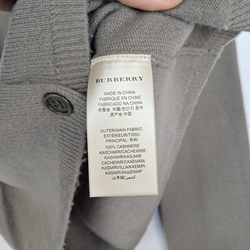 Cardigan Burberry in puro cashmere colore grigio taglia XL da donna - Foto 4 di 9