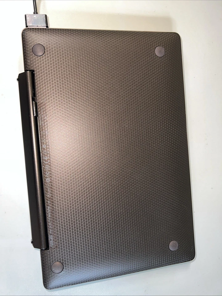 Asus Eee Pad TF101 Transformer Series tastiera e caricatore tablet Android - Immagine 4 di 4