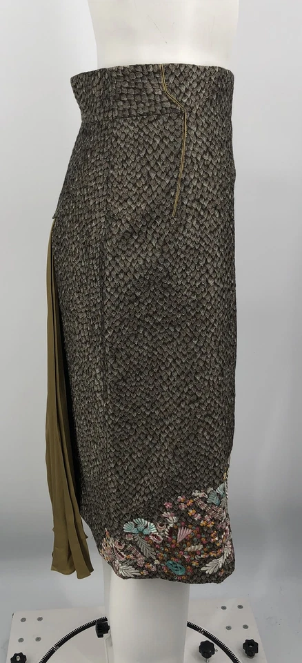 Falda midi con textura gris Zac Posen con espalda plisada verde + estampado floral talla 8  Foto 2 de 4