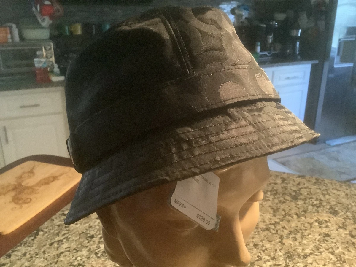 black coach vintage bucket hat, still has the tag. never worn. Leather detail. Amazing Vintage Black Leather Bucket Coach Bag With Pocket  main image 2