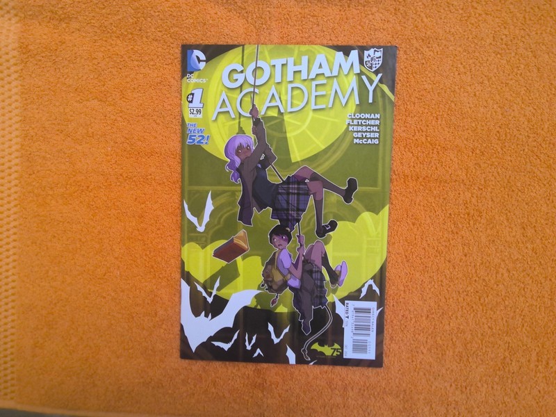 Gotham Academy #1 (DC Comics December 2014)