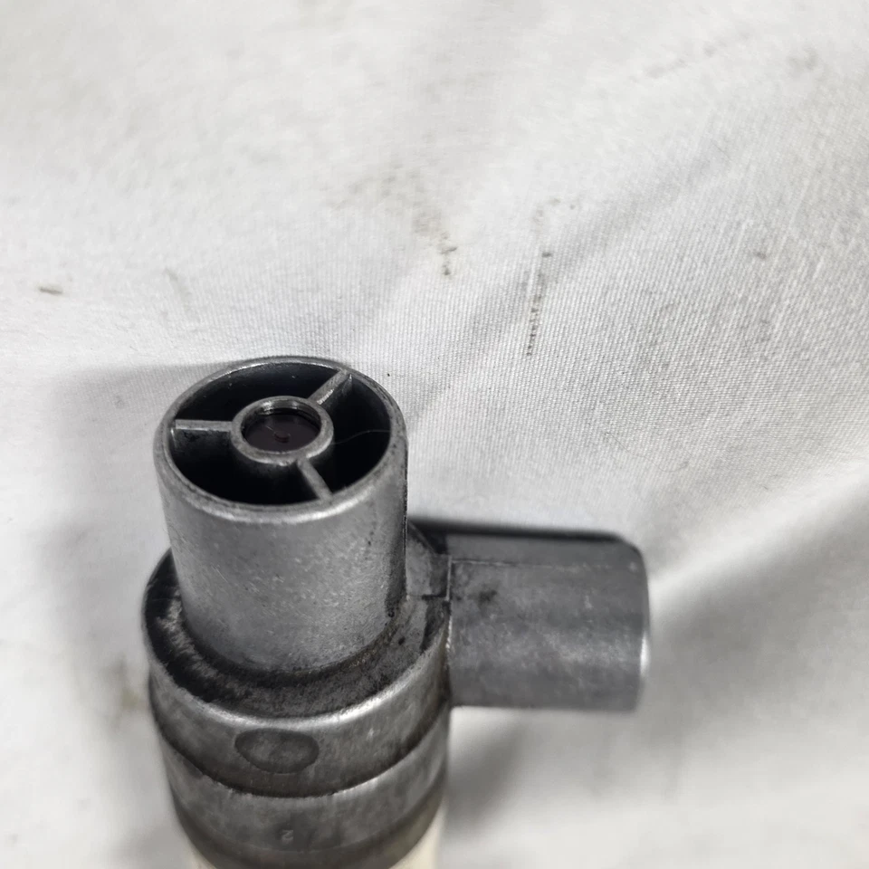 Mercedes 560SL 560SEL 560SEC 420SEL AIR IDLE SPEED CONTROL VALVE 000 141 16 25 . - Image 3 of 4