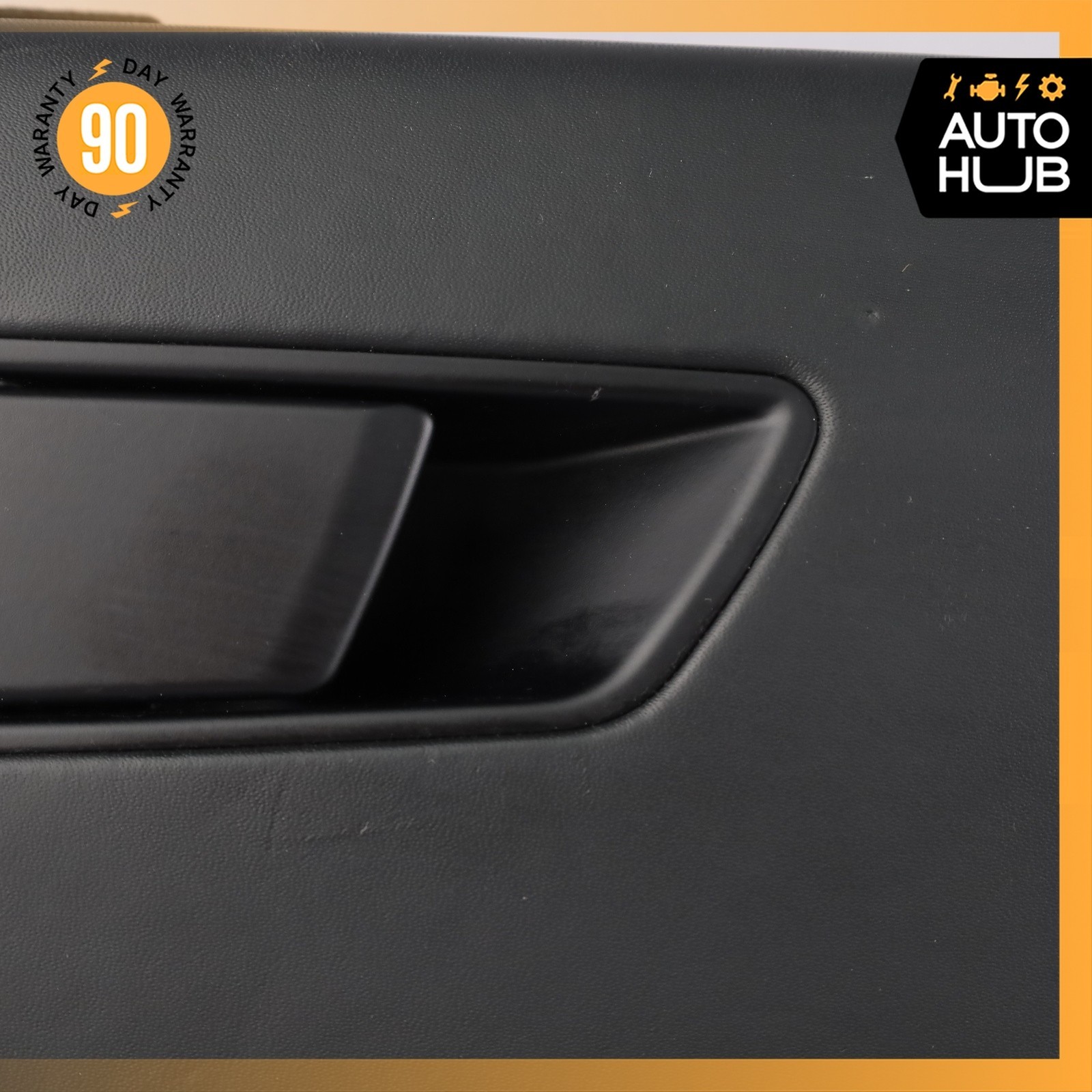17-20 Maserati Levante M161 Dashboard Dash Glove Box Glovebox Black OEM 89k
