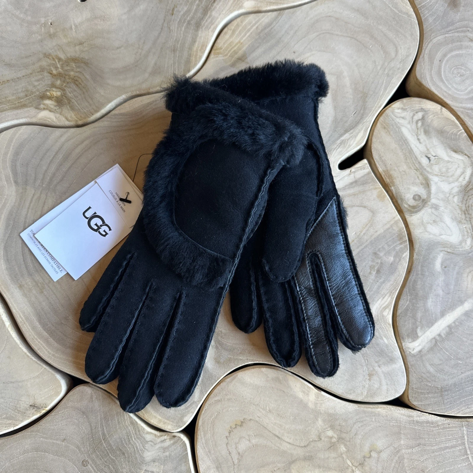 UGG Women's Exposed Sheepskin Seam Gloves Black 20027 Size Small OG $165
Opens in a new window or ta