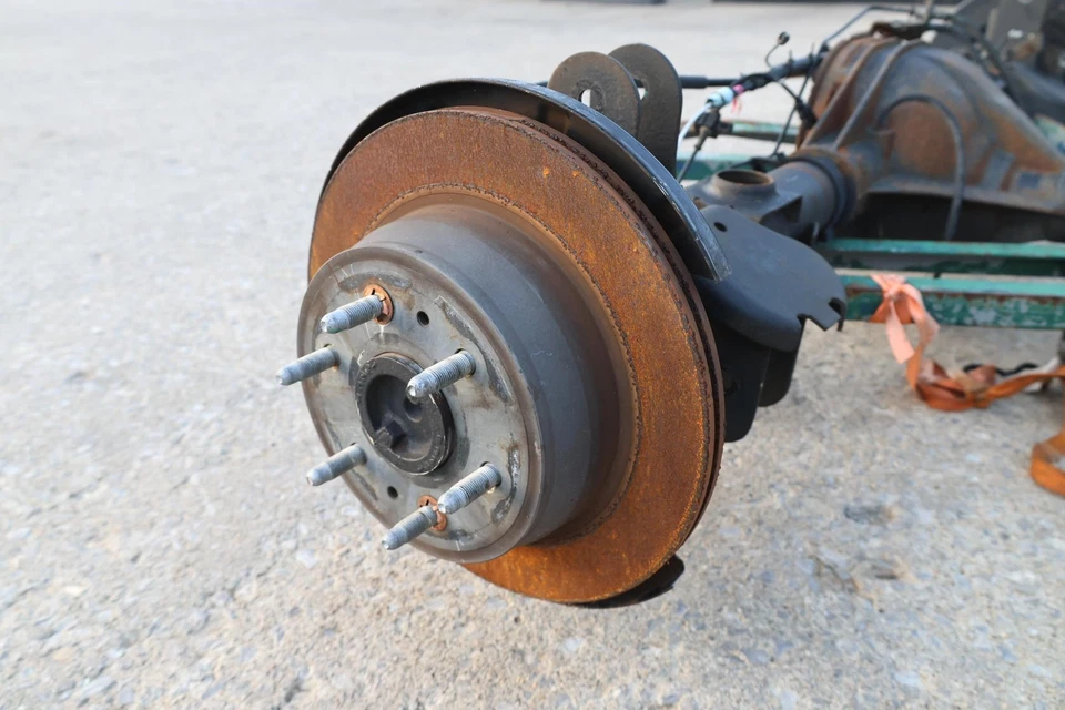 Комплект задней оси 2015 - 2020 CHEVY TAHOE. 23299311 23199120 - Изображение 2 из 4