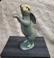 Hop Hop Decorative Garden Rabbit Statue Outdoor Bunny Figurines  New Open Box 