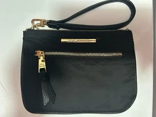 Steve Madden Small Woman’s Wrist Coin  Wallet With Top Single Zipper