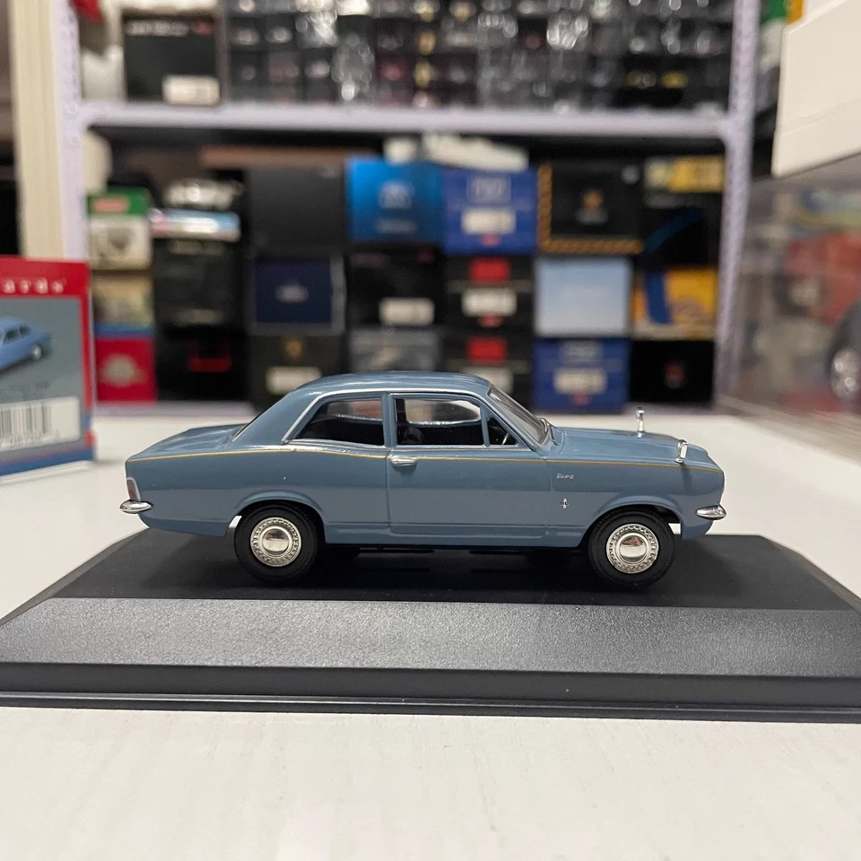1:43 Vanguards/Corgi Vauxhall Viva H Diecast Model - Image 4 of 4