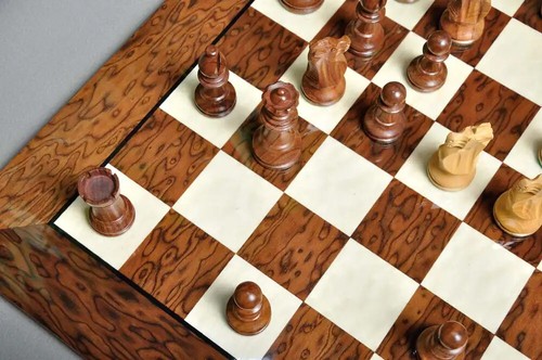 The French Lardy Chess Set - Pieces Only - 3.75" King - Golden Rosewood - Picture 10 of 11