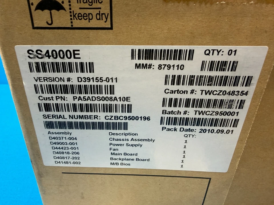 Sistema de almacenamiento básico Intel SS4000E INNS04-4200 Foto 2 de 4