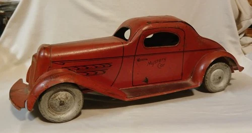 Vintage 1930's Wolverine "Mystery" Friction Car Pressed Steel