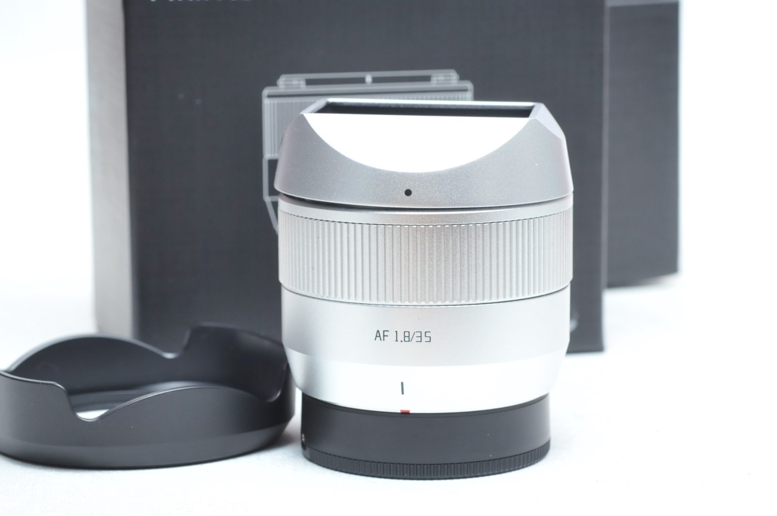 Artisan AF 35mm f/1.8 ED II X autofocus Apsc lens for Fuji X mount Silver