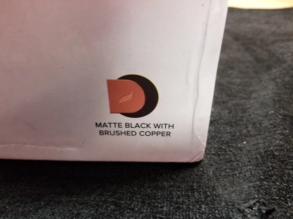 Matte Black Café Express Finish 2-Slice Toaster | Extra-Wide Slots, 2-Slice - Image 4 of 4