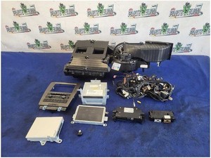 2014 Ford Mustang GT Info-GPS-TV Screen Front Dash Navigation 2845