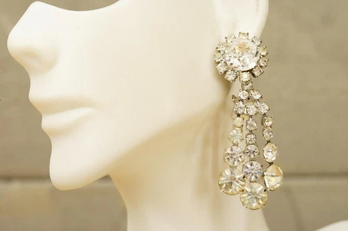 Vintage Costume Jewelry Silvertone Rhinestone Prom Floral Dangle Clip Earrings