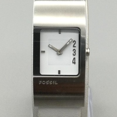Fossil Womens Watch 20mm Silver Tone Cuff Leather JR-1940 Square New Battery