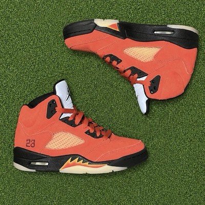 Air Jordan 5 Retro  Dunk on Mars  (Size 6.5W / 5M)