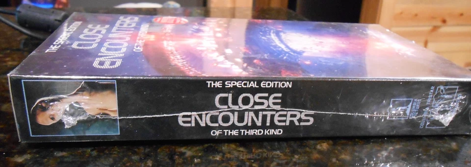 The Special Edition Close Encounters of the Third Kind VHS, New/Sealed/Watermark - Image 2 of 4