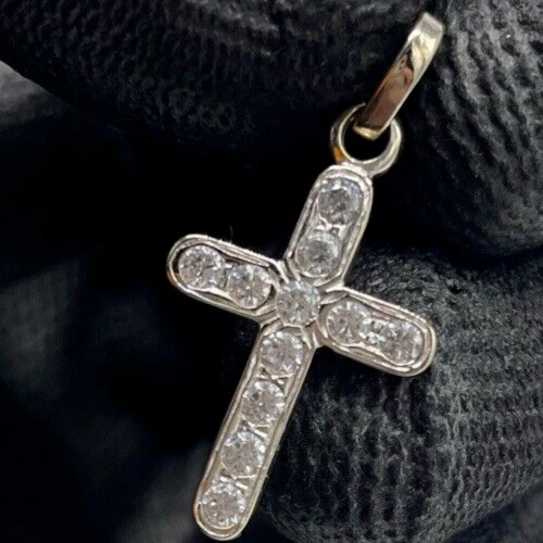 CIONDOLO CROCE ORO BIANCO 18KT NUOVO PUNTILUCE NATURALI PER COLLANA UOMO E DONNA - Immagine 3 di 4