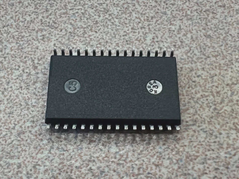 KM684000BLG-7L Samsung - IN TUBE - LOT OF 20 - Image 2 of 3