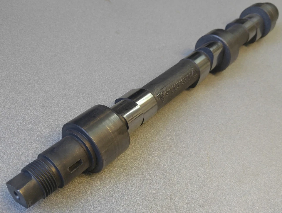 EXCELLENT USED ORIGINAL GENUINE PORSCHE 911 T MFI CAMSHAFT LEFT SIDE 1972-73 — 第 2/4 张图片